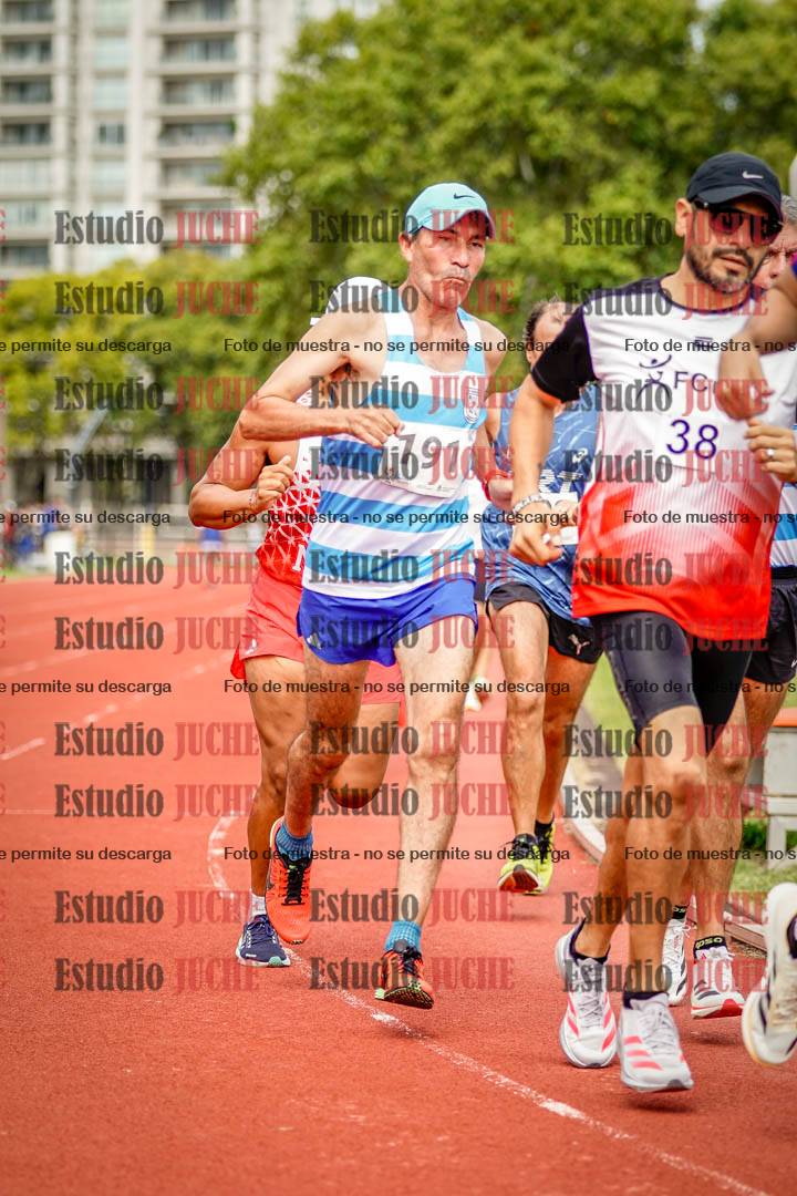 Fotos de los 3000 m llanos de varones