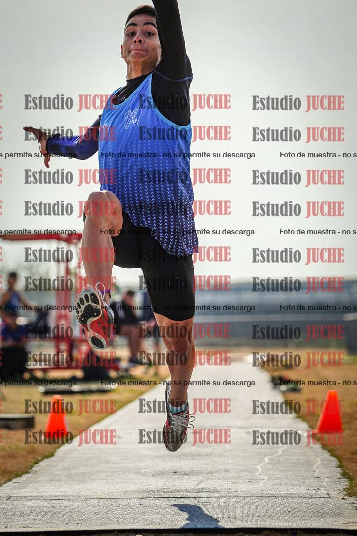 Fotos del salto triple de varones
