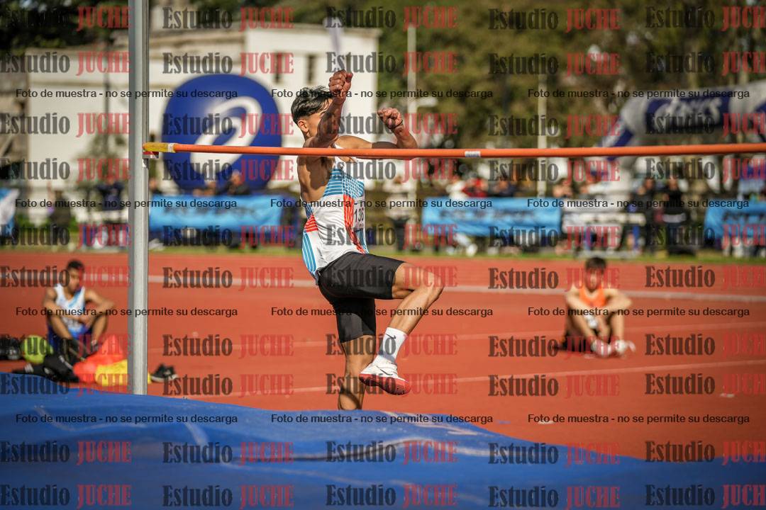 Fotos del salto en alto de varones