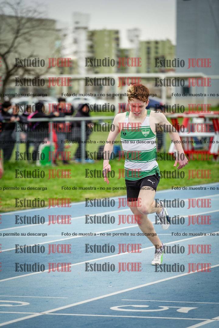 Fotos de los 300 m llanos de varones - U17