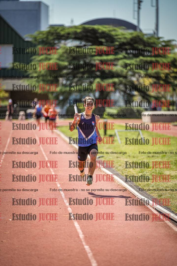 Fotos de las Postas 8x200 m de mujeres y varones - FINAL