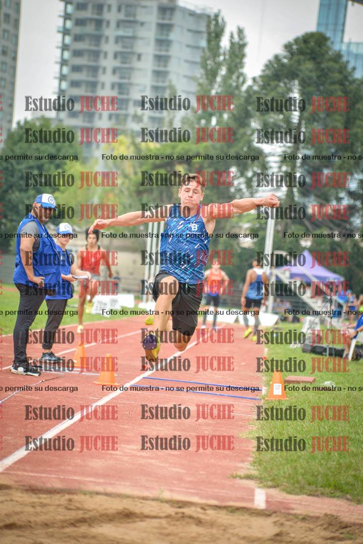 Fotos del salto triple - tabla de 11 y 13