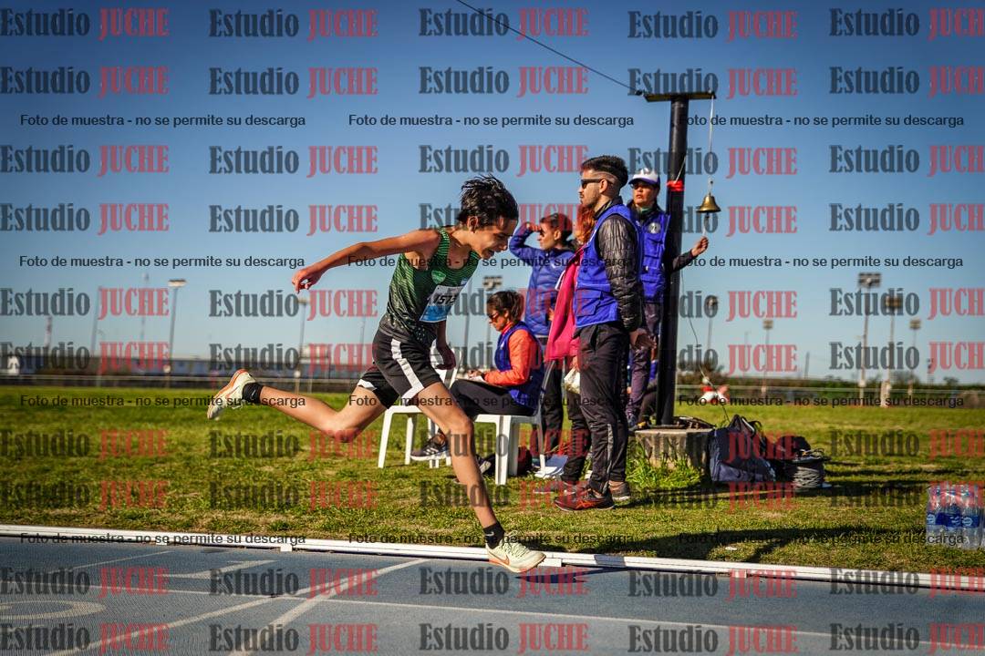 Fotos de los 2000 m llanos de varones