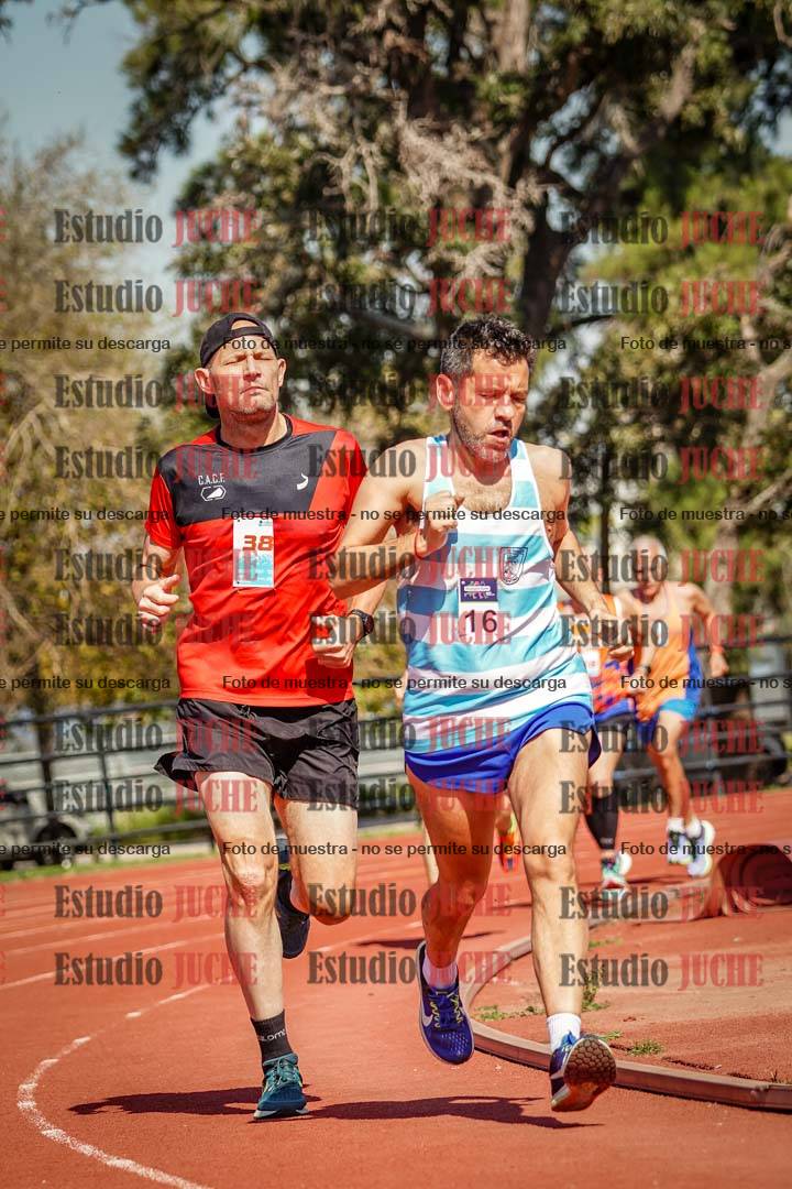 Fotos de los 1500 m llanos de varones