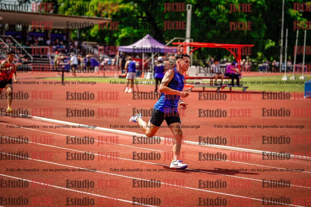 Fotos de los 400 m llanos de varones