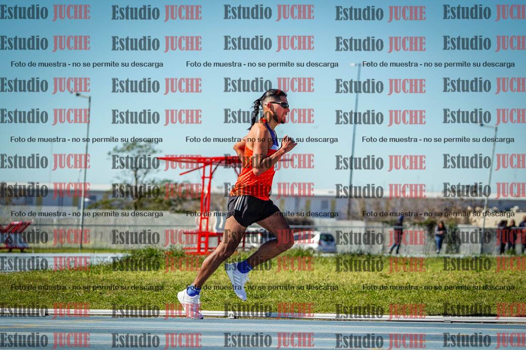 Fotos de los 5000 m llanos de mujeres y varones