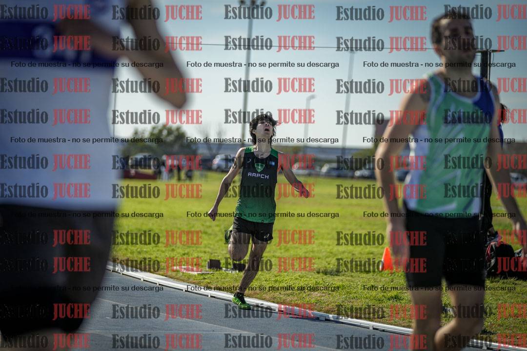 Fotos de los 400 m llanos de varones