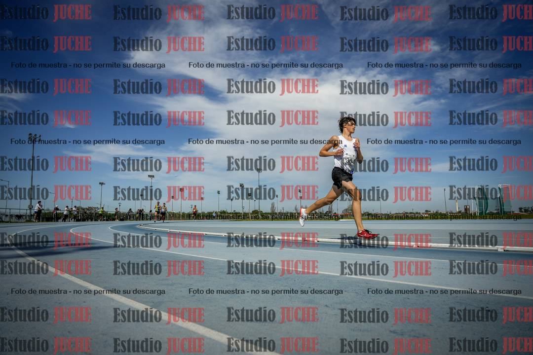 Fotos de los 3000 m llanos de varones