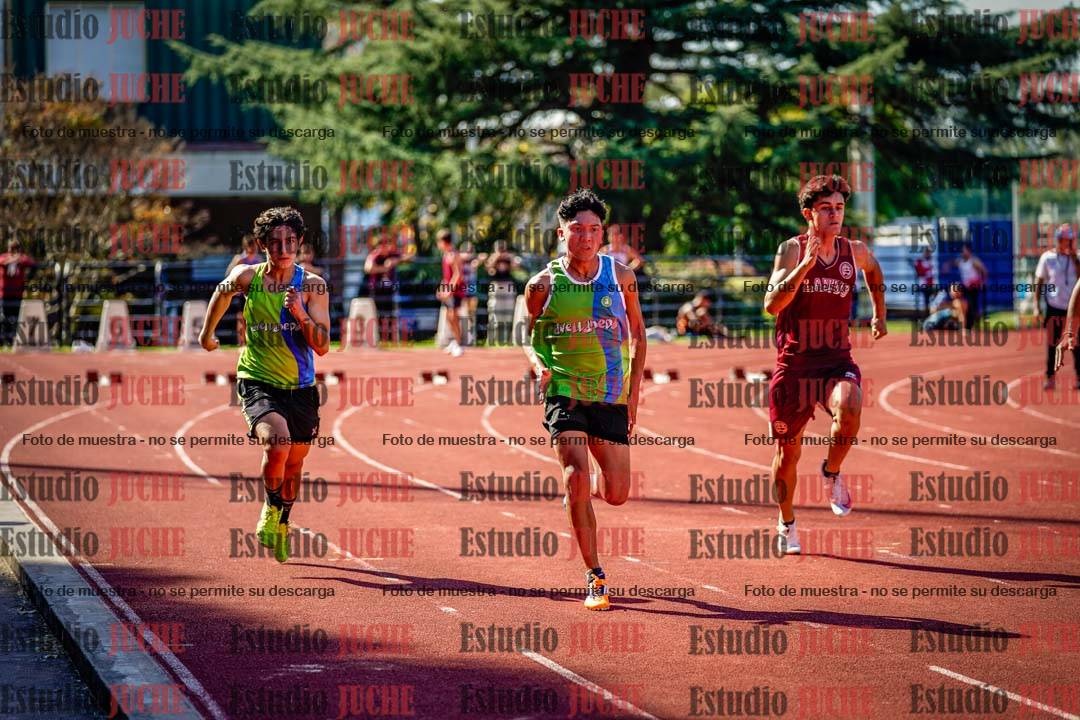 Fotos de los 100 m llanos de varones