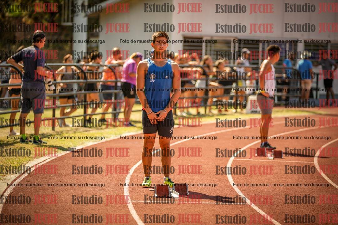 Fotos de los 400 m llanos de varones