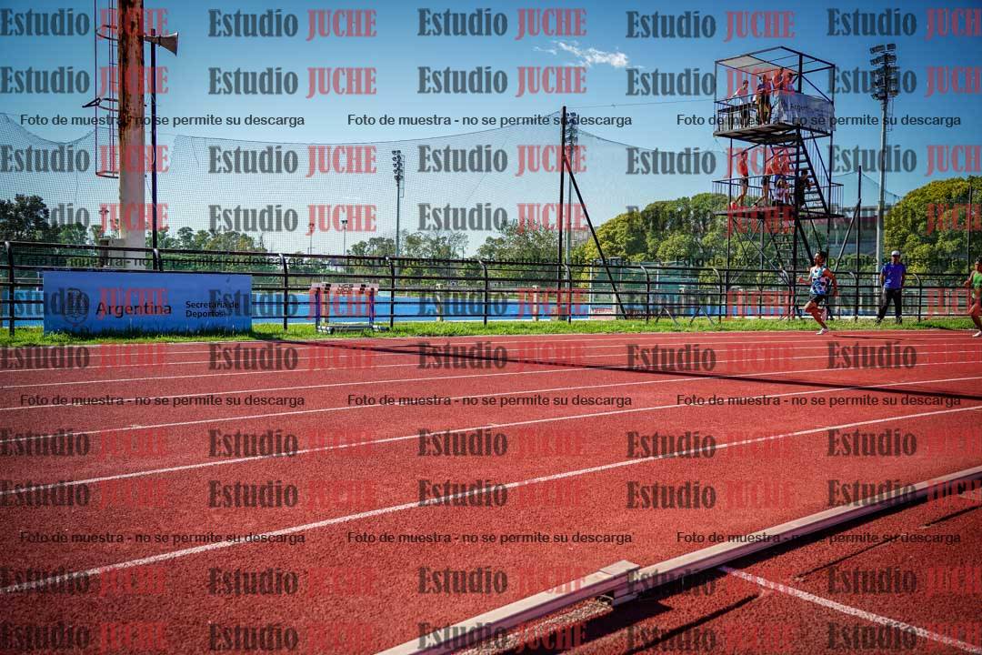 Fotos de los 200 m llanos de varones