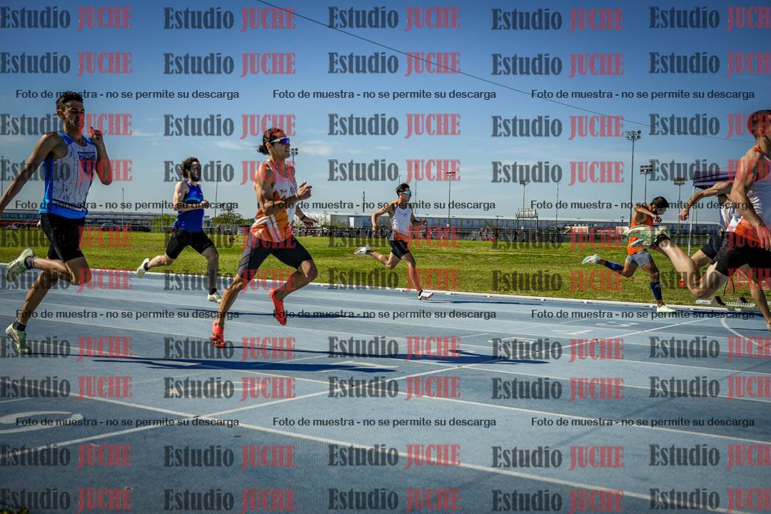 Fotos de los 400 m llanos de varones