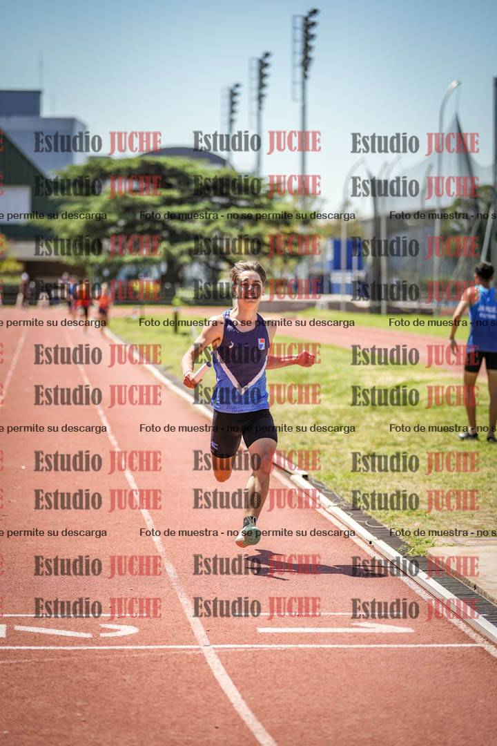 Fotos de las Postas 8x200 m de mujeres y varones - FINAL