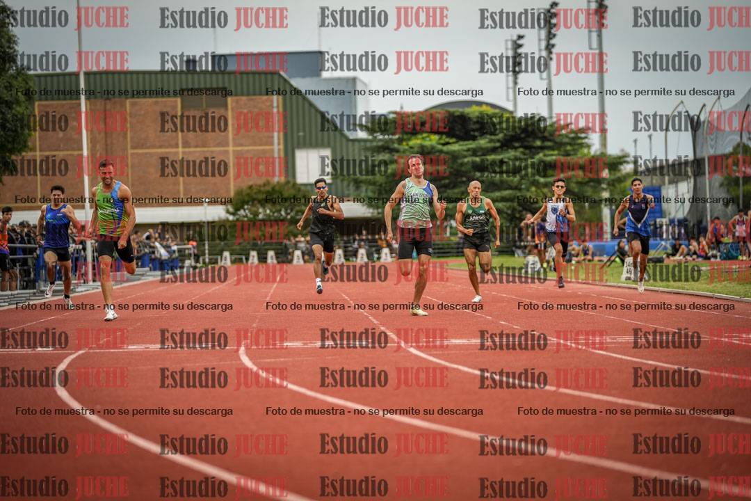 Fotos de los 400 m llanos de varones