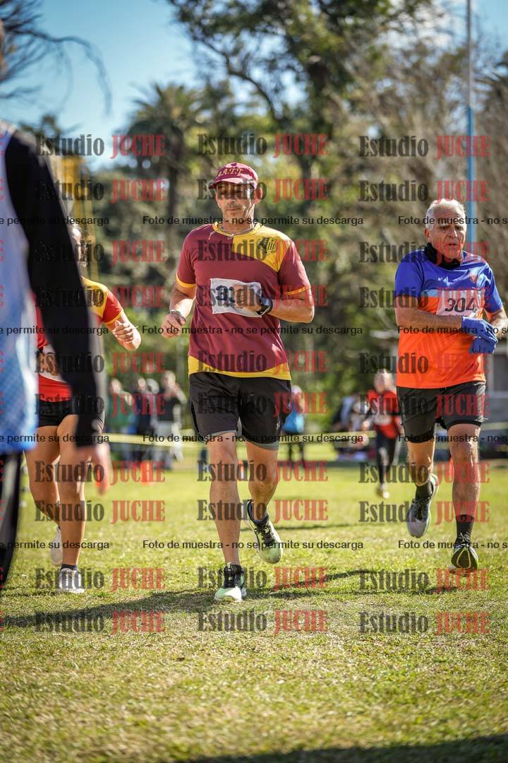 Fotos de la llegada del cross de 1500 m