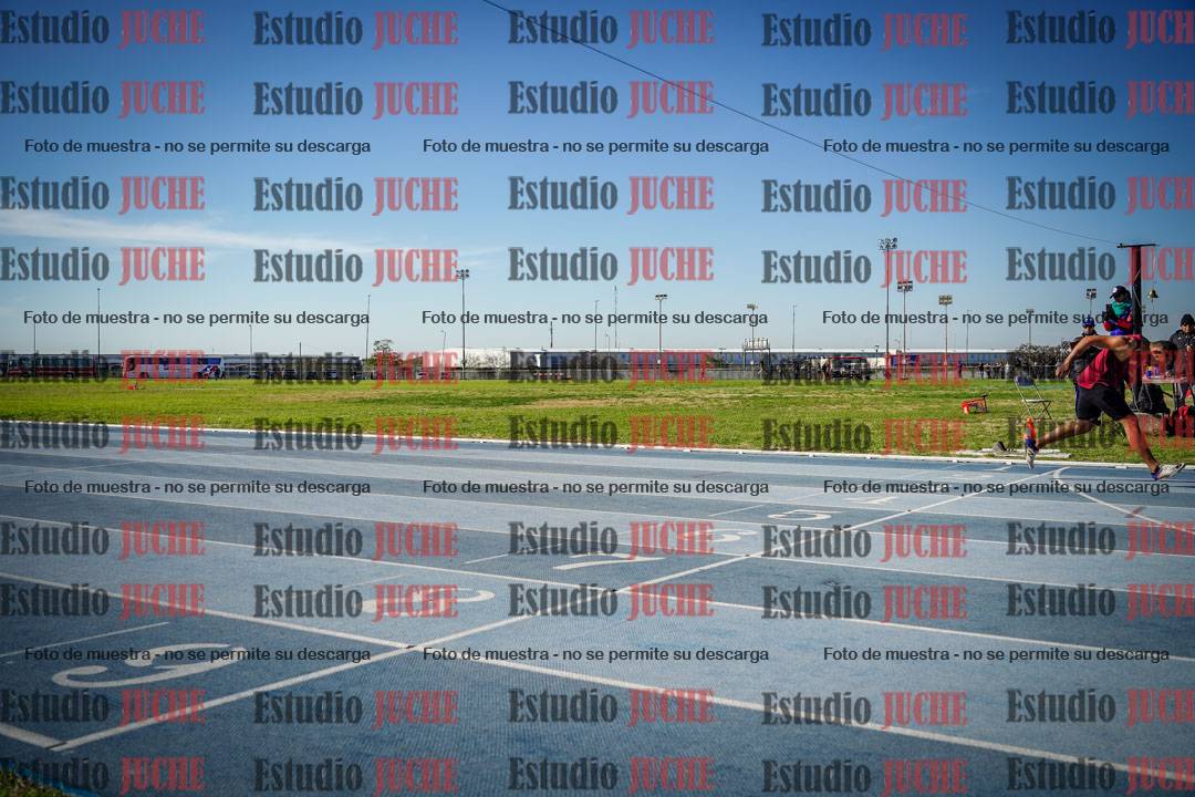 Fotos de los 400 m llanos de varones