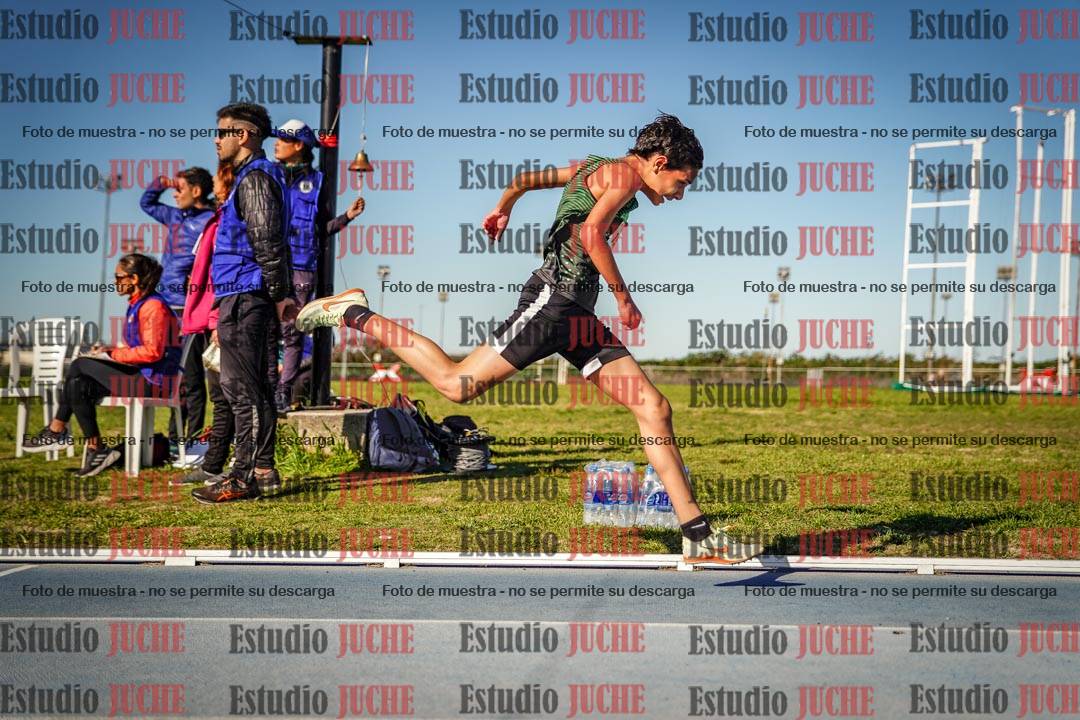 Fotos de los 2000 m llanos de varones