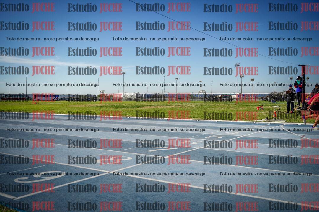Fotos de los 400 m llanos de varones