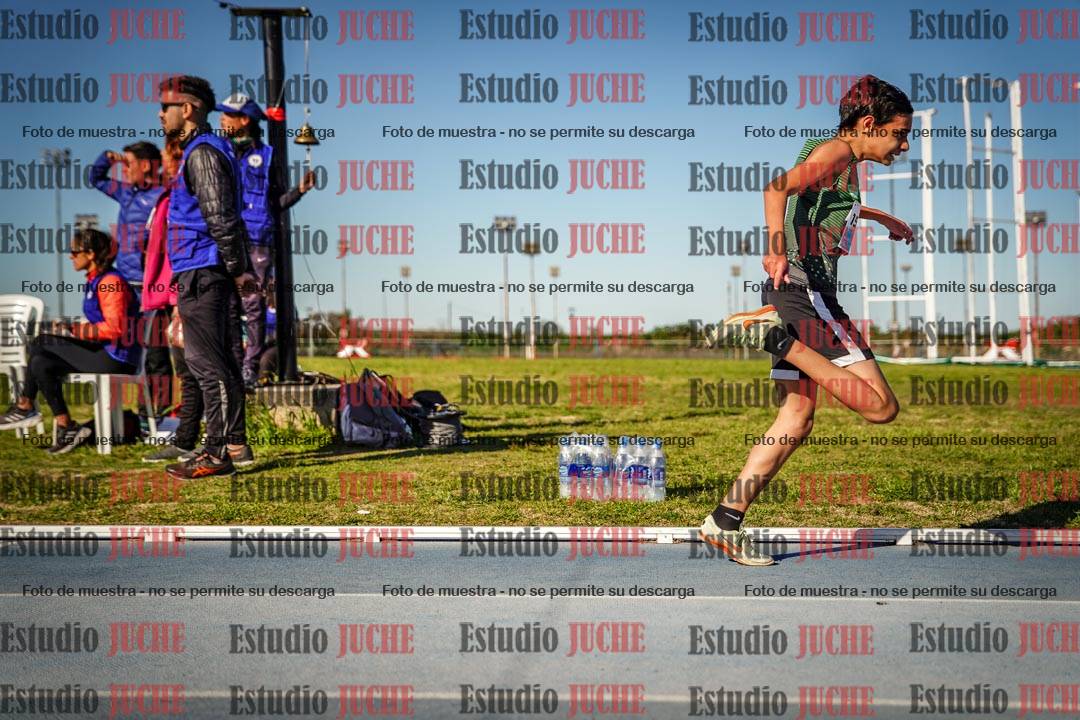 Fotos de los 2000 m llanos de varones