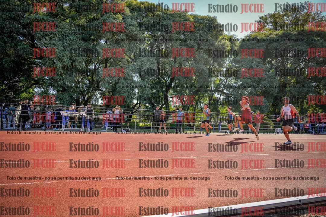 Fotos de los 100 m llanos de varones