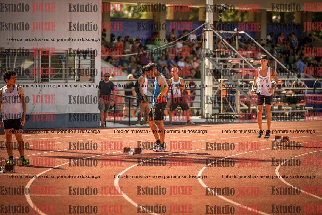 Fotos de los 400 m llanos de varones
