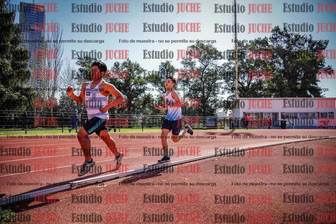 Fotos de los 1500 m llanos de varones