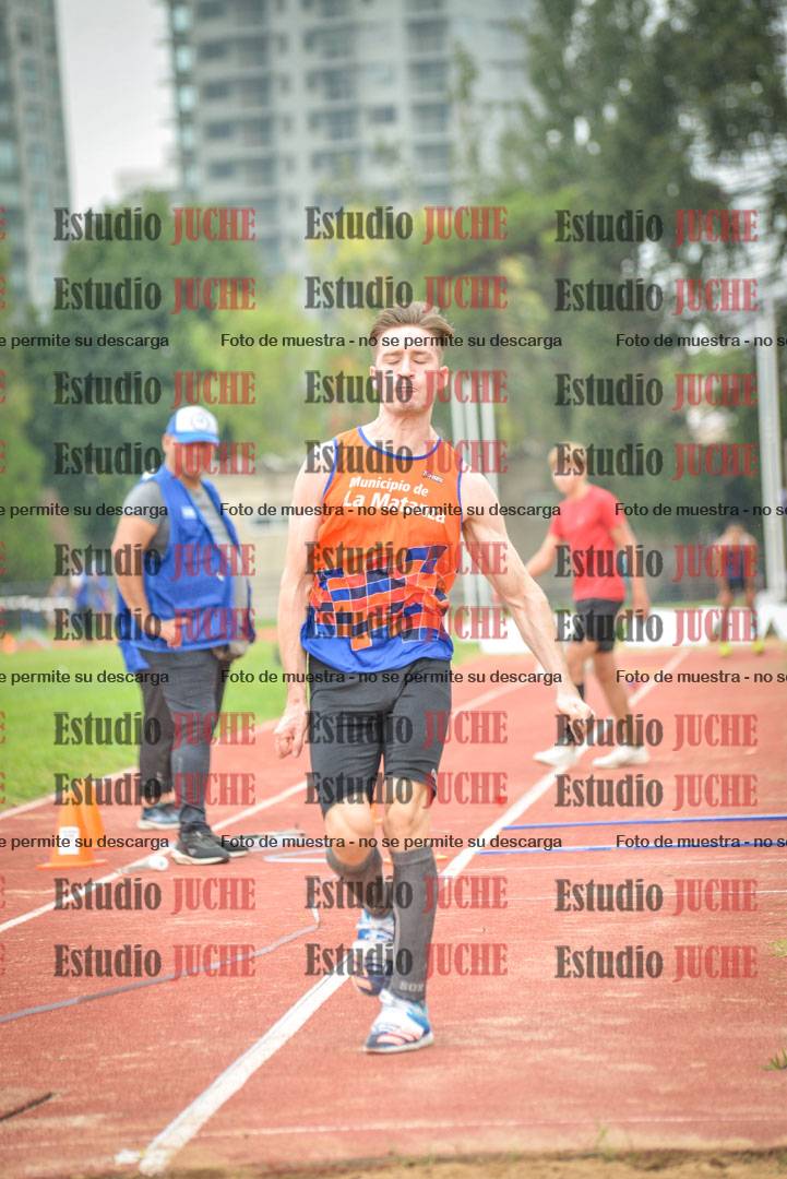 Fotos del salto triple - tabla de 11 y 13