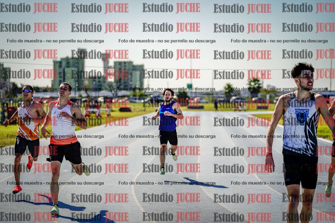 Fotos de los 400 m llanos de varones