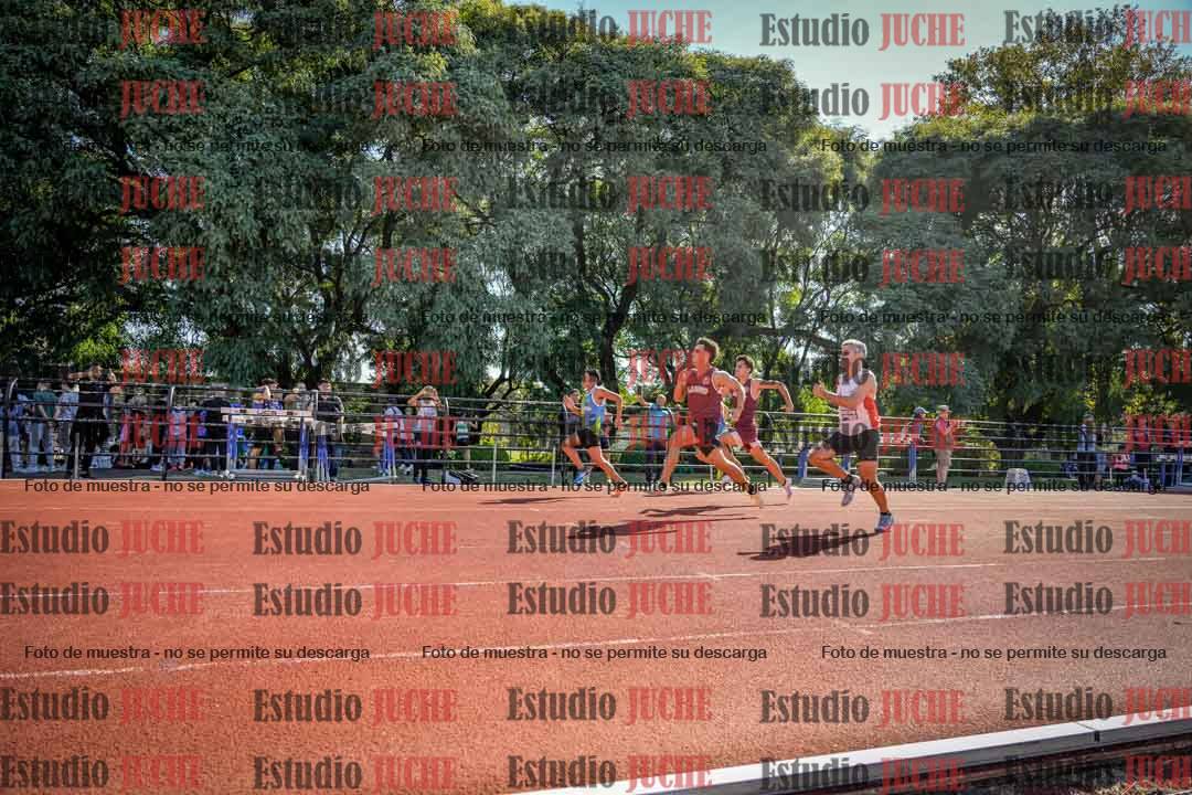Fotos de los 100 m llanos de varones