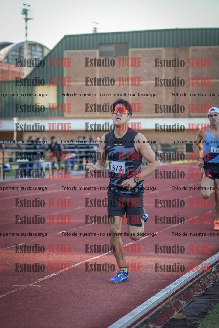 Fotos de los 3000 m llanos de varones