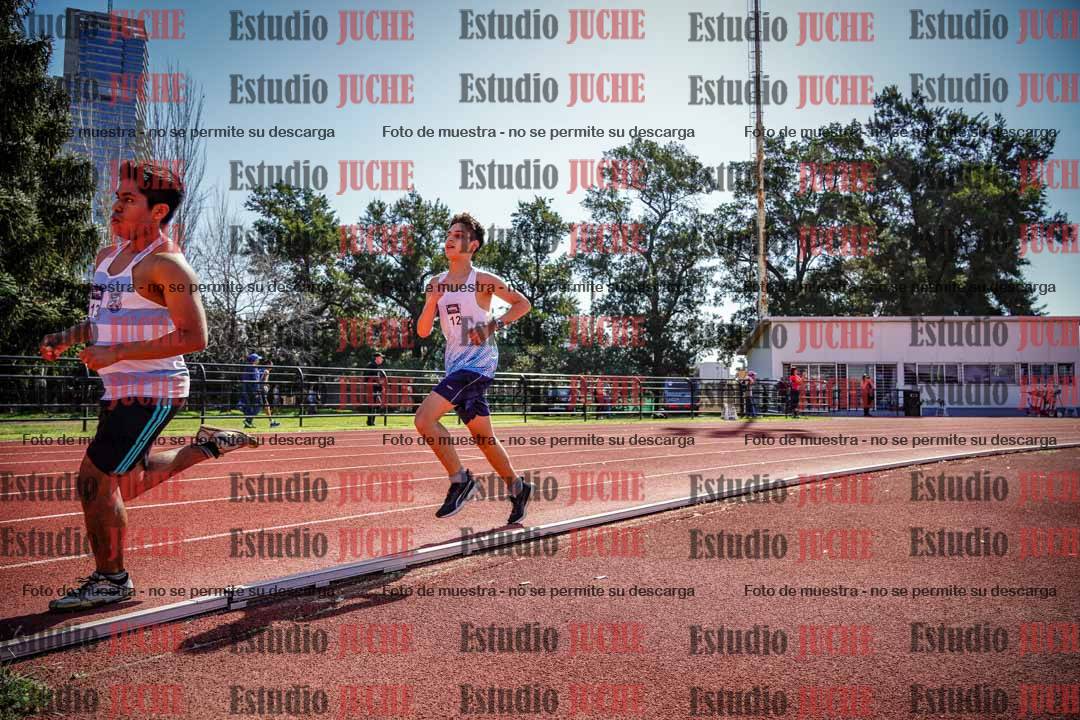Fotos de los 1500 m llanos de varones