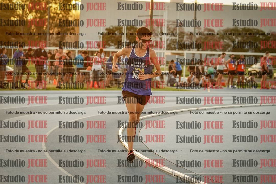 Fotos de los 3000 m llanos de varones