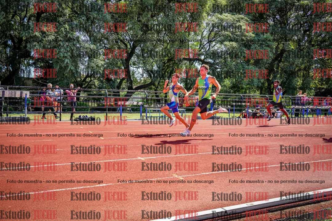 Fotos de los 100 m llanos de varones