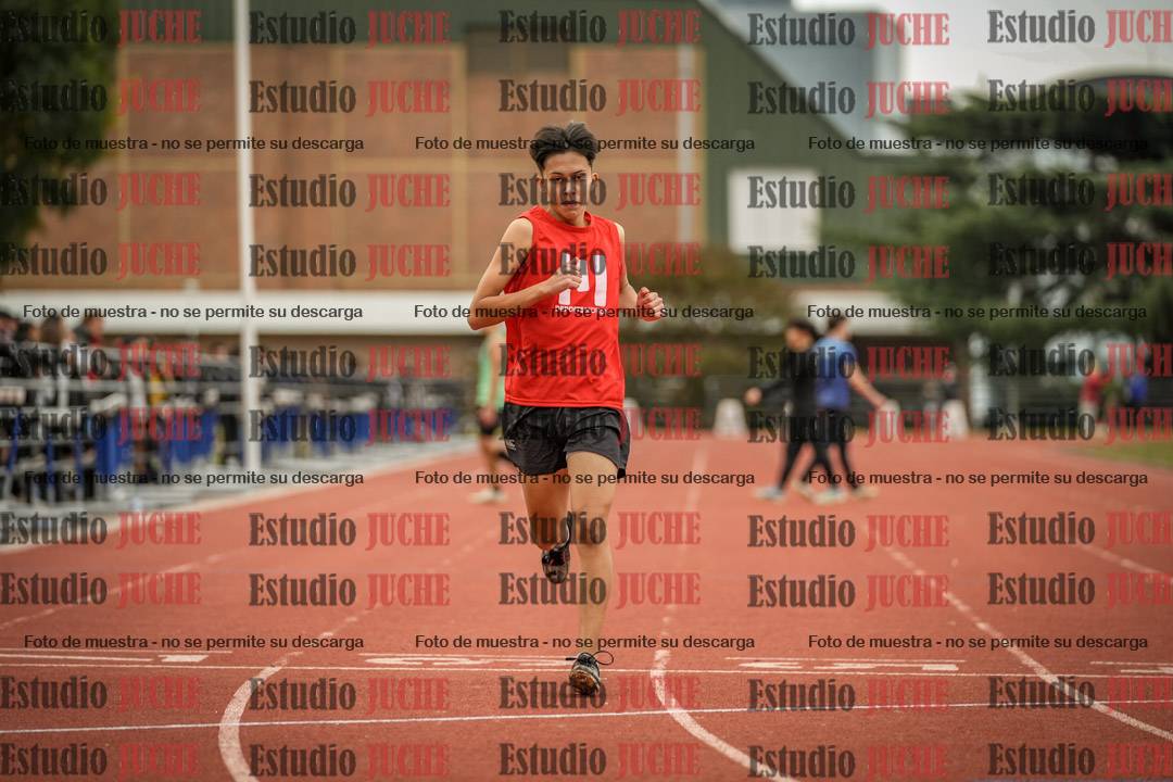 Fotos de los 400 m llanos de varones