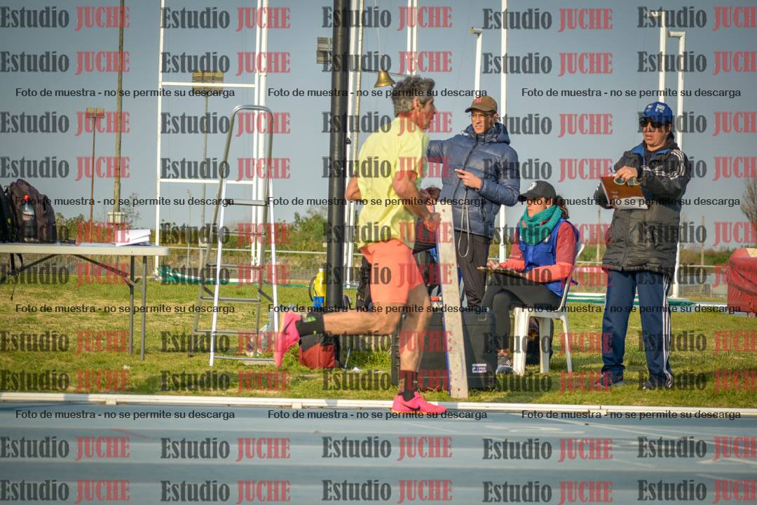 Fotos de los 3000 m llanos de varones