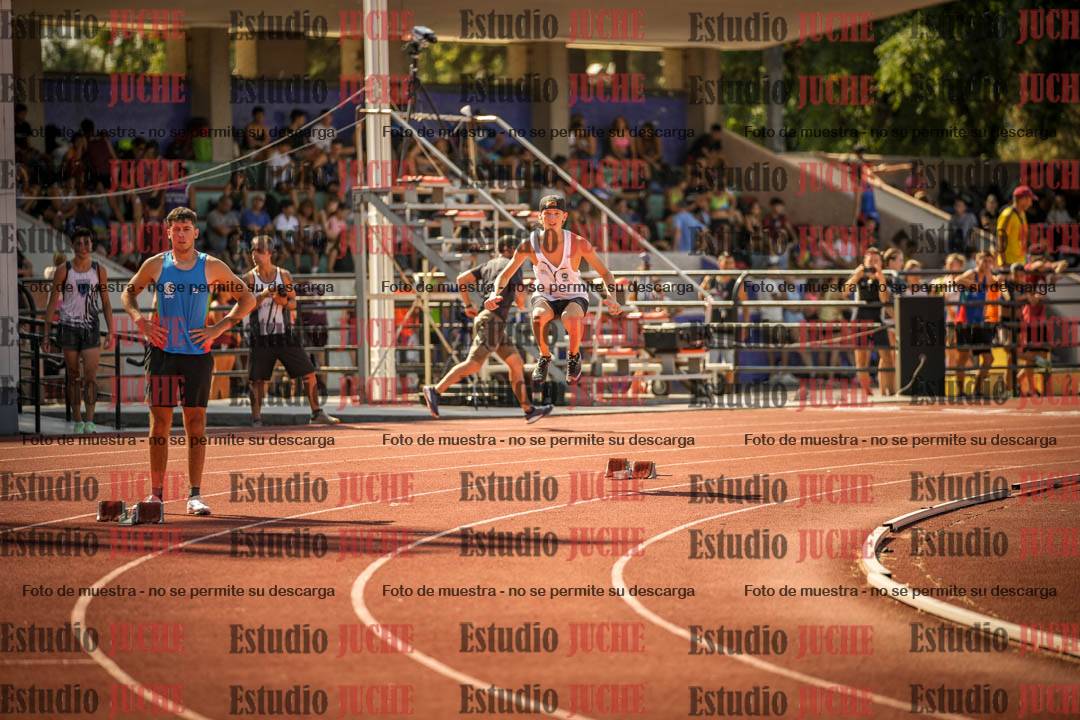 Fotos de los 400 m llanos de varones