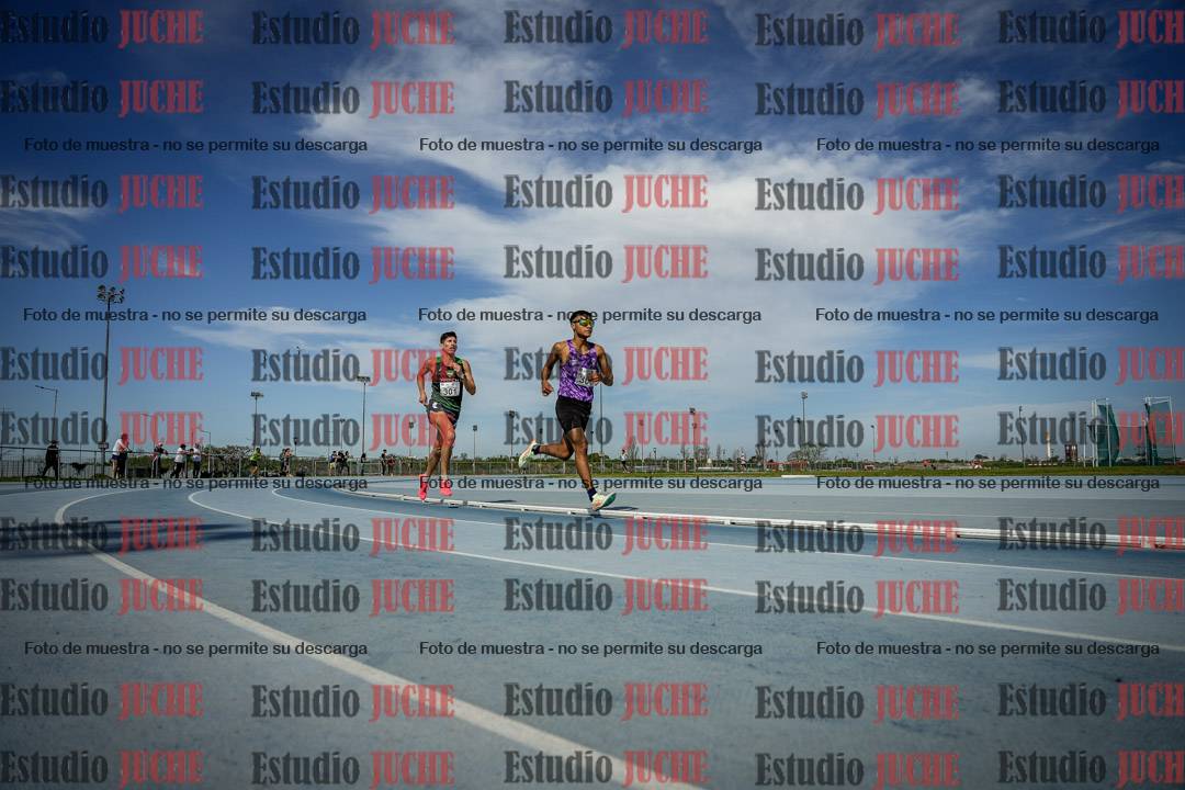Fotos de los 3000 m llanos de varones