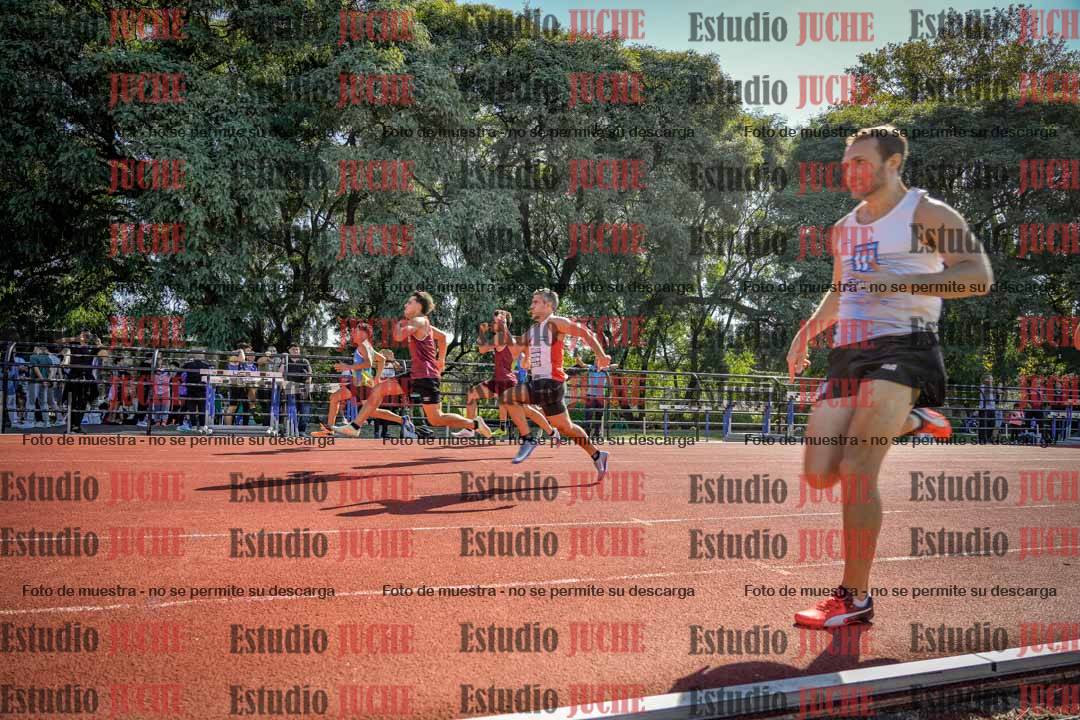 Fotos de los 100 m llanos de varones