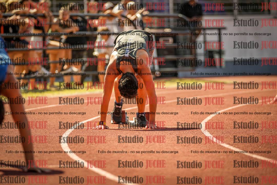 Fotos de los 400 m llanos de varones