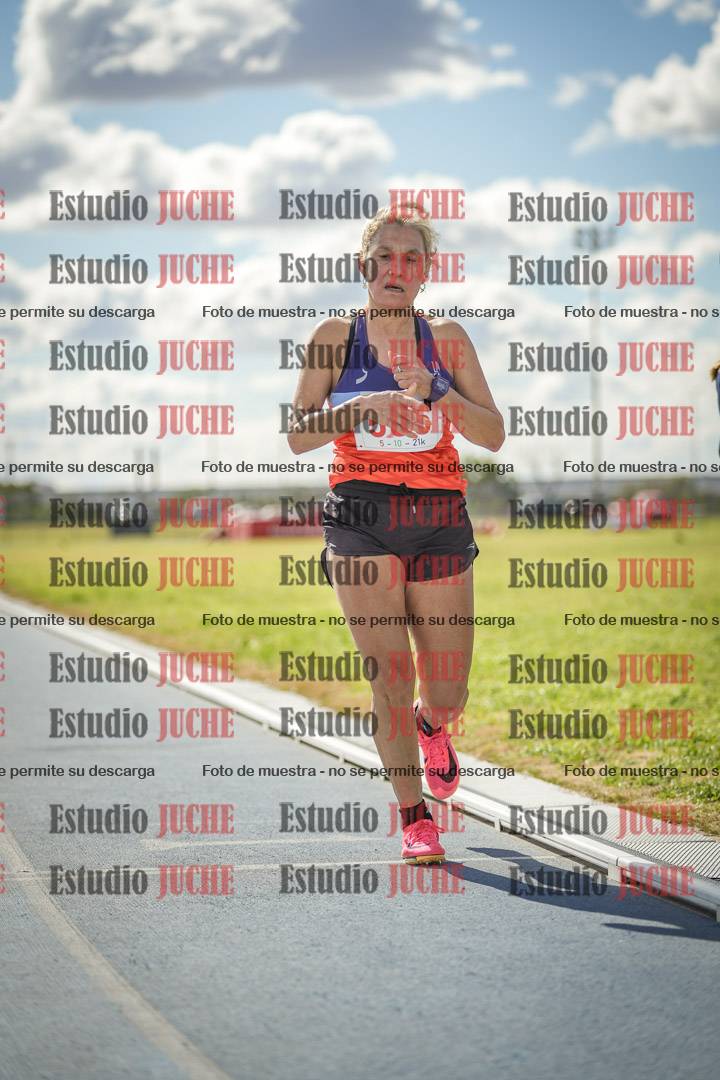Fotos de los 5000 m llanos de mujeres
