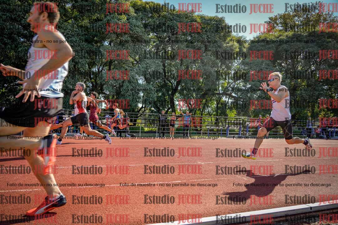 Fotos de los 100 m llanos de varones