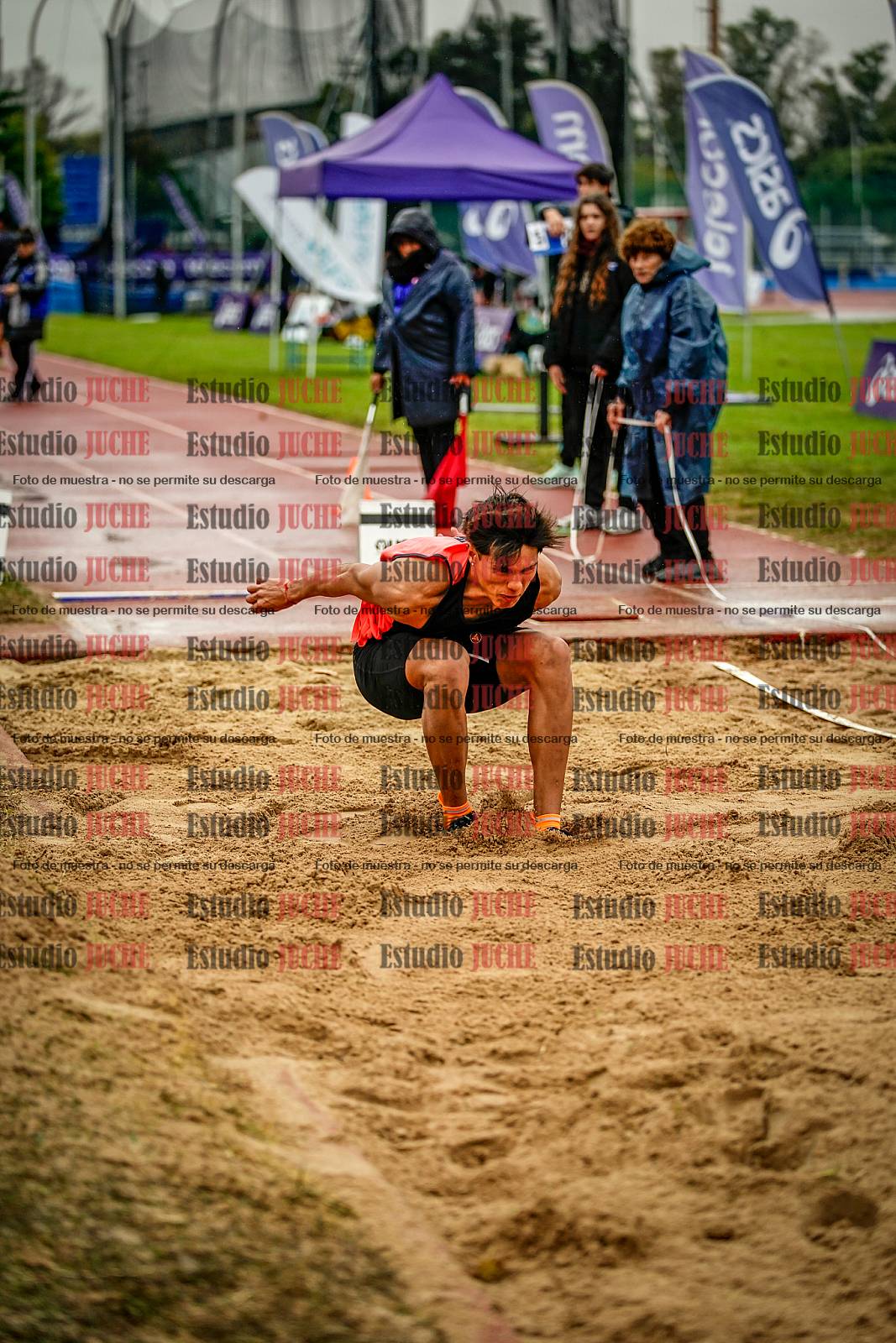 Fotos del salto en largo de varones - decatlón 2