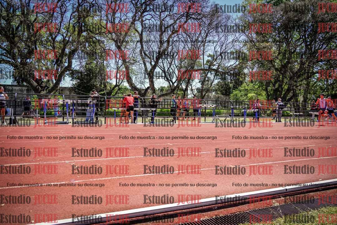 Fotos de los 100 m llanos de varones