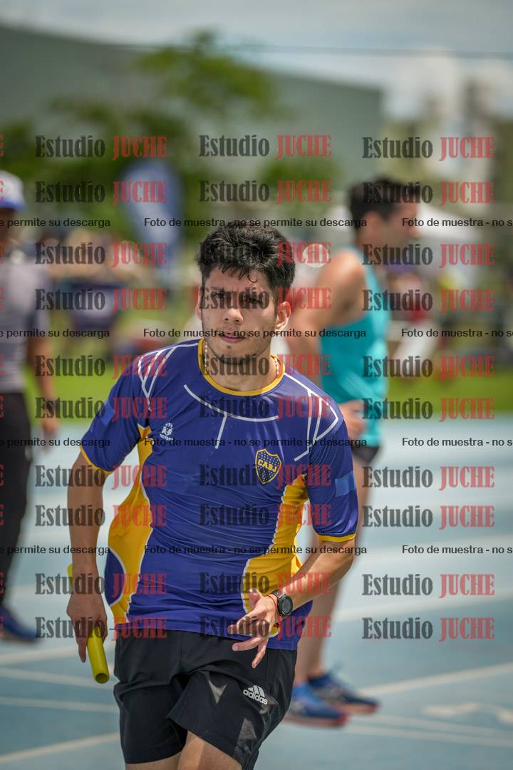 Fotos durante el transcurso de los relevos 20' para running teams - serie 2