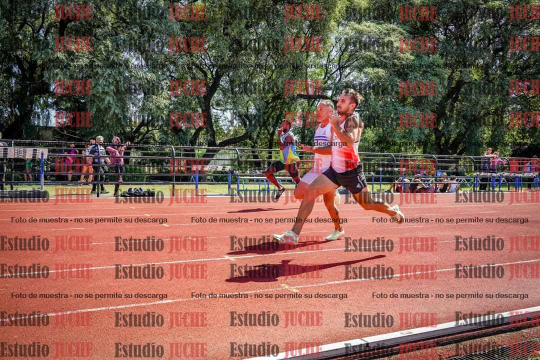 Fotos de los 100 m llanos de varones