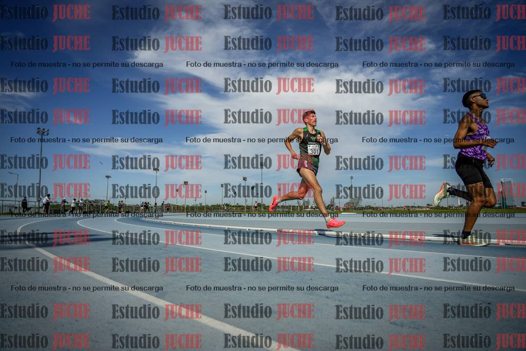 Fotos de los 3000 m llanos de varones