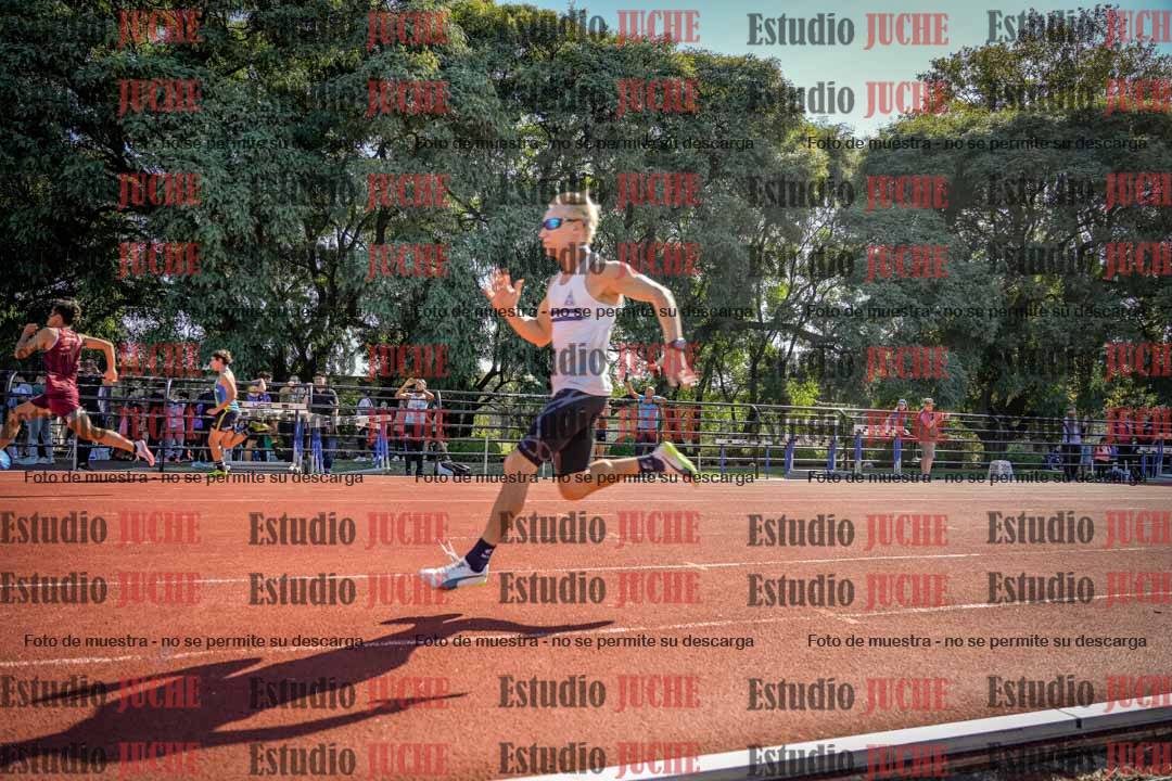 Fotos de los 100 m llanos de varones