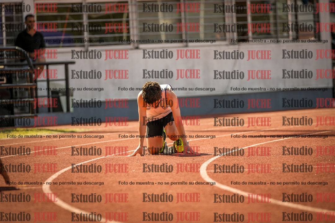 Fotos de los 400 m llanos de varones