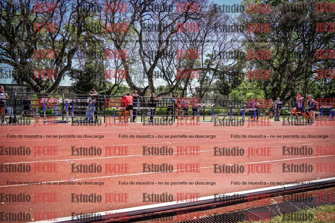 Fotos de los 100 m llanos de varones