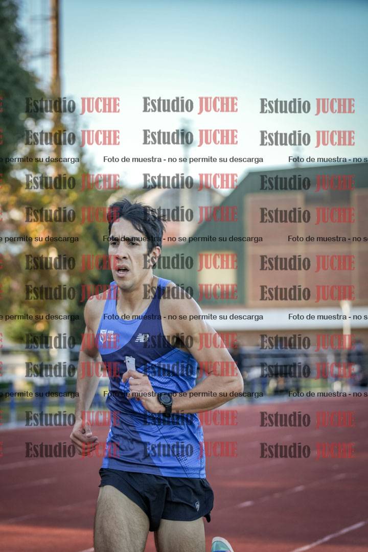 Fotos de los 3000 m llanos de varones